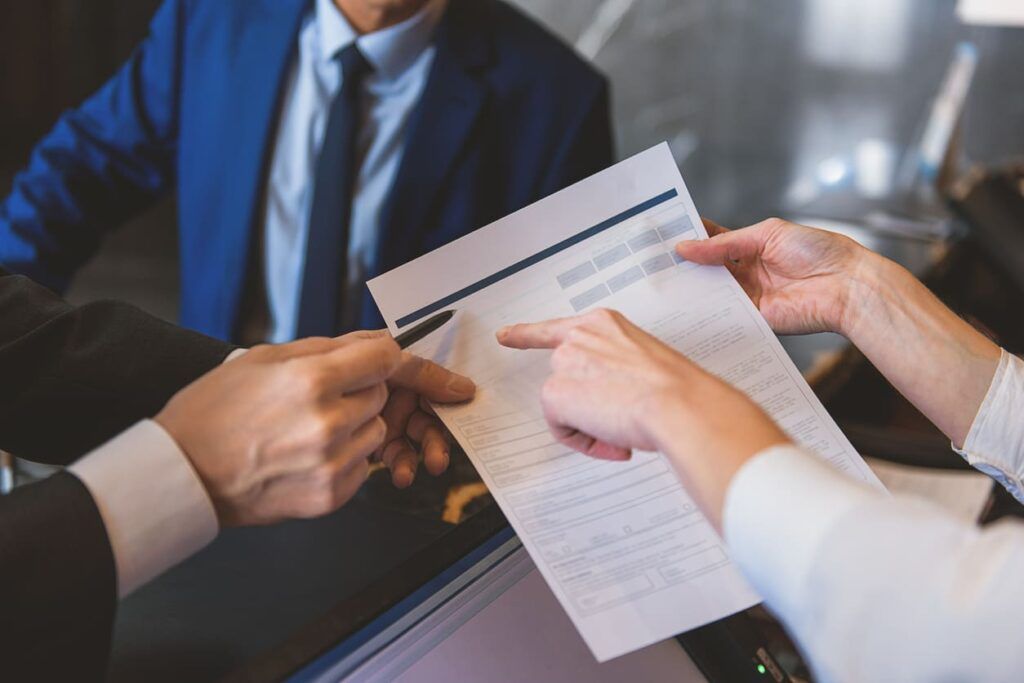 PLAZO DE INGRESO. RECIBOS DEL IAE